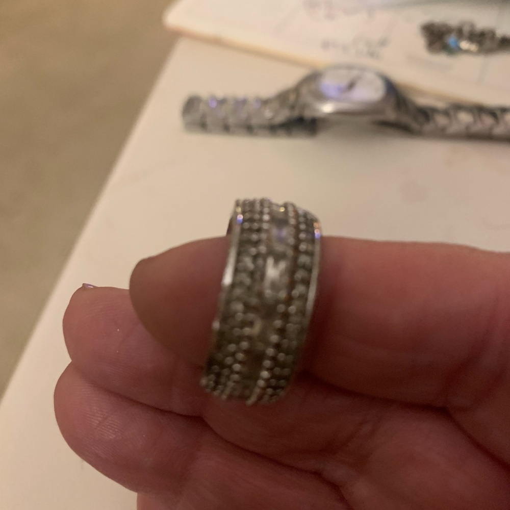 Lia Sophia ring size 8.5 silver